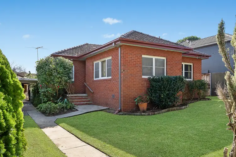 8 Pindari Street, North Ryde NSW 2113