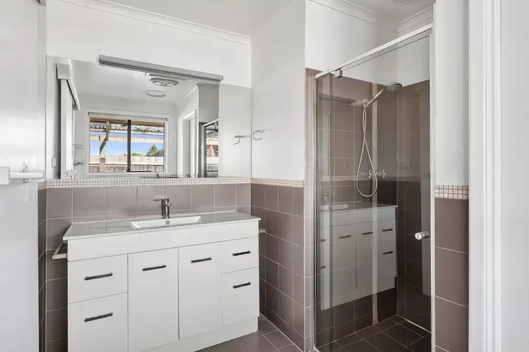 Fifth view of Homely unit listing, 3/2 Fassifern Court, Hamlyn Heights VIC 3215