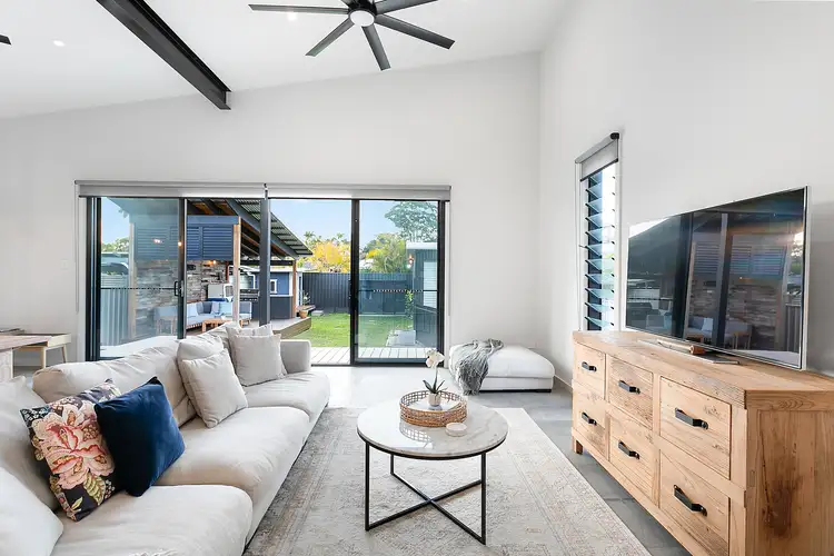 Fifth view of Homely house listing, 11 Colleen Street, Berkeley Vale NSW 2261