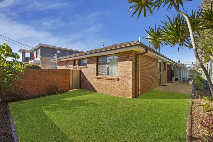 Third view of Homely villa listing, 1/456 Ocean Beach Road, Umina Beach NSW 2257