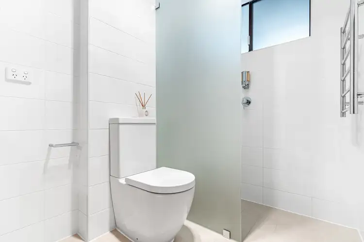 Fifth view of Homely apartment listing, 9/18 Regent Street, Dee Why NSW 2099