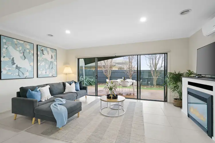 Fifth view of Homely house listing, 18 Trish Walk, Werribee VIC 3030