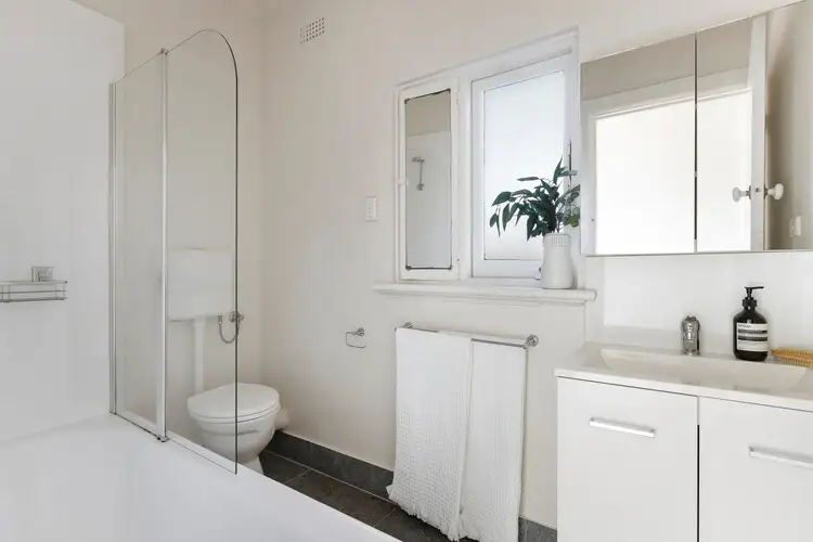 Fifth view of Homely apartment listing, 2/21 Ashleigh Road, Armadale VIC 3143