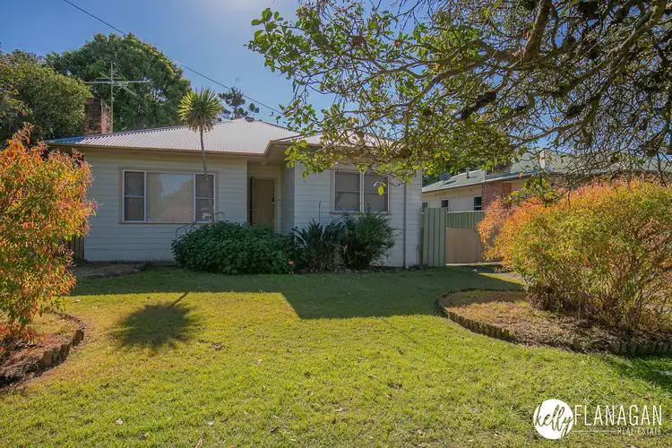 16 Clarence Ryan Avenue, West Kempsey NSW 2440