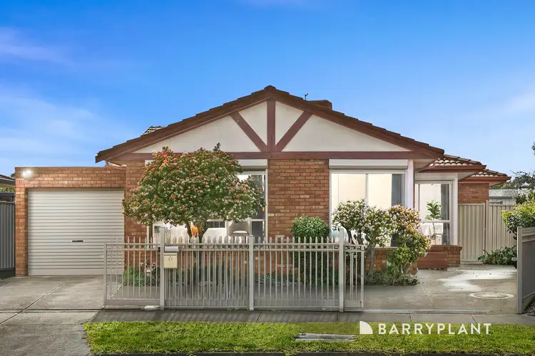 44 Hawkes Drive, Mill Park VIC 3082