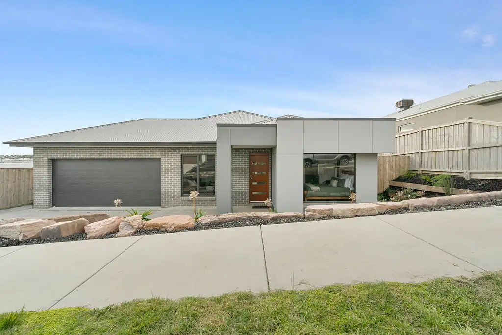 Main view of Homely house listing, 19 Auburn Drive, Smythes Creek VIC 3351