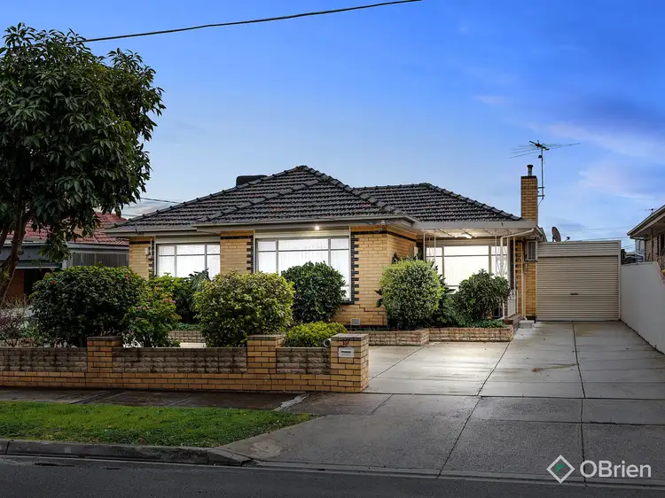 17 Watford Road, St Albans VIC 3021