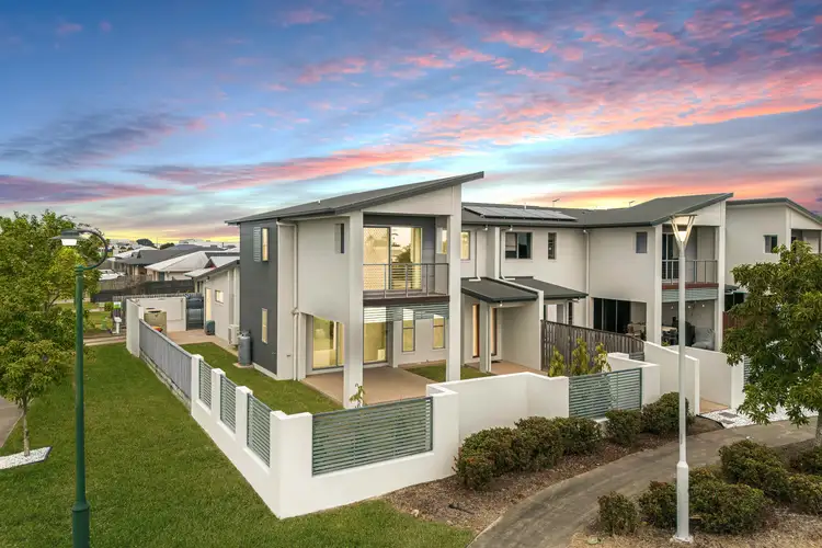 31 Lancaster Way, Ooralea QLD 4740