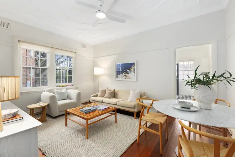 1/18 Botany Street