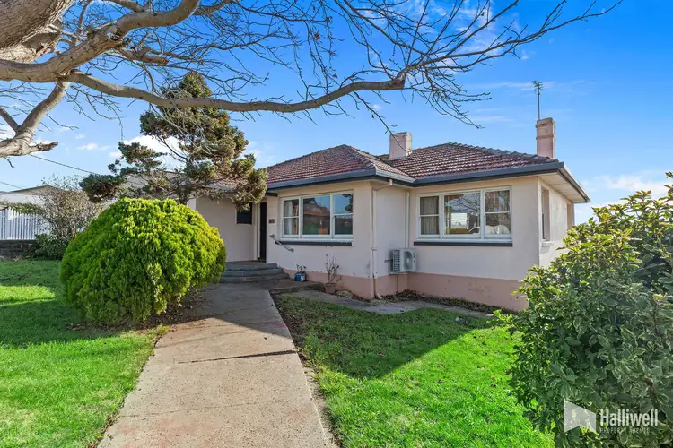 142 Parker Street, Devonport TAS 7310