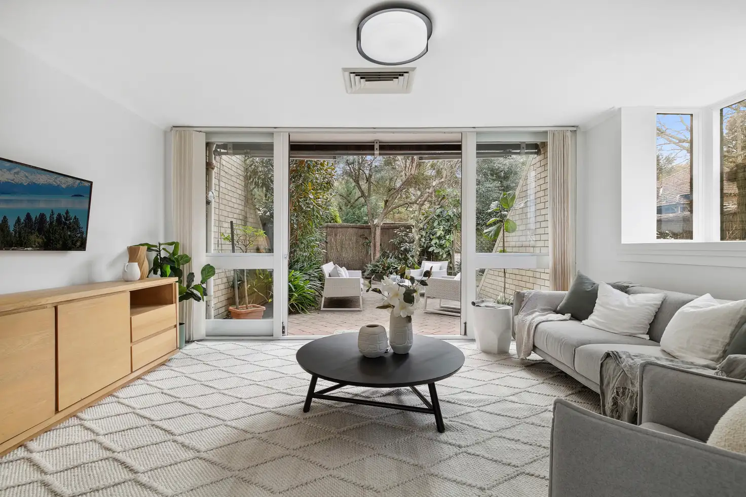 Main view of Homely townhouse listing, 1/2 Carr Street, Waverton NSW 2060