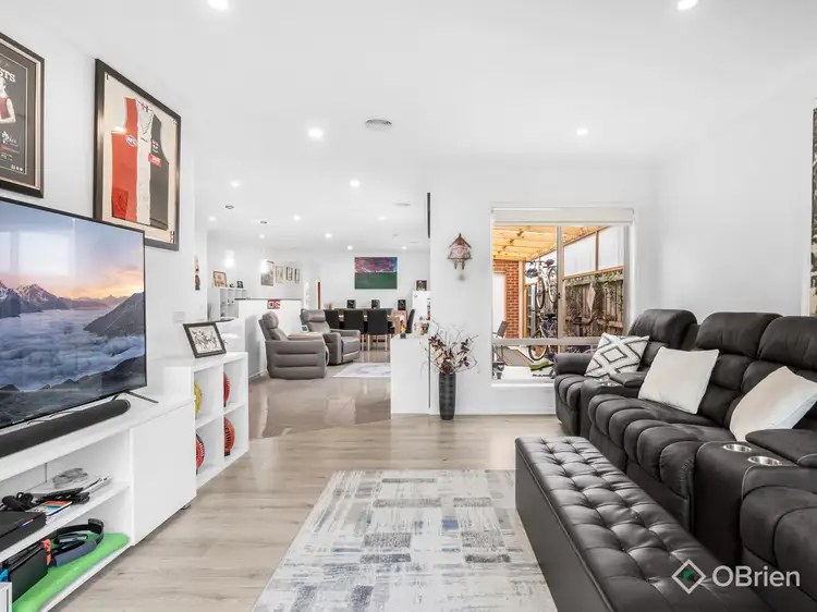 Third view of Homely house listing, 4 Rivendale Crescent, Drouin VIC 3818