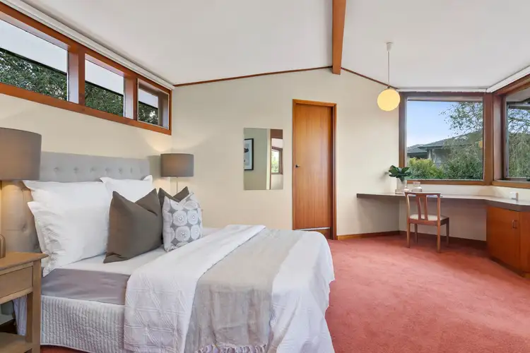 Sixth view of Homely house listing, 5 Cresta Close, St Ives NSW 2075