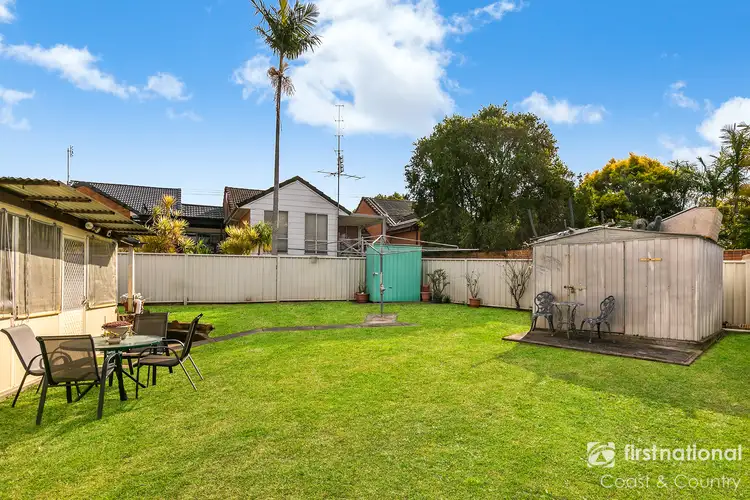 Third view of Homely villa listing, 1/3-5 Summerfield Place, Barrack Heights NSW 2528