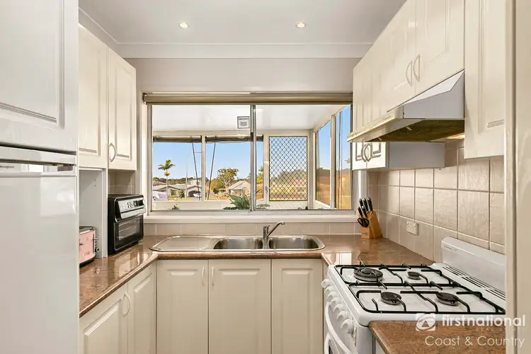 Fifth view of Homely villa listing, 1/3-5 Summerfield Place, Barrack Heights NSW 2528