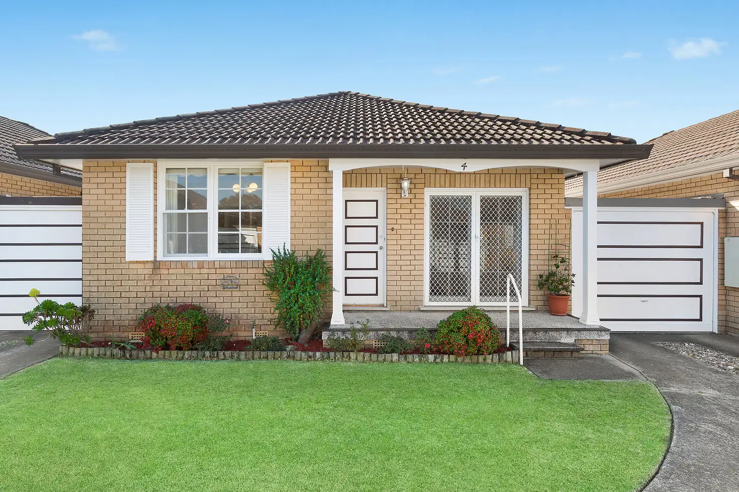 Main view of Homely villa listing, 4/19-23 Alfred Street, Ramsgate Beach NSW 2217