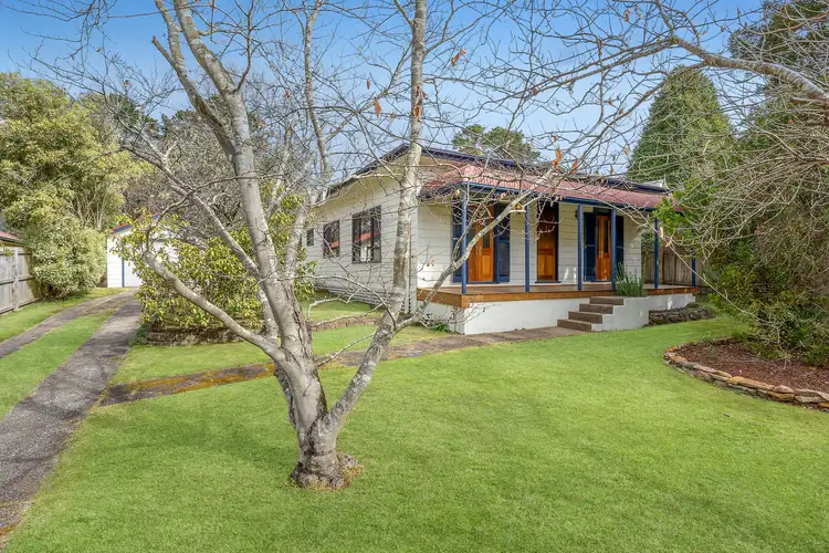 36 Sinclair Crescent, Wentworth Falls NSW 2782