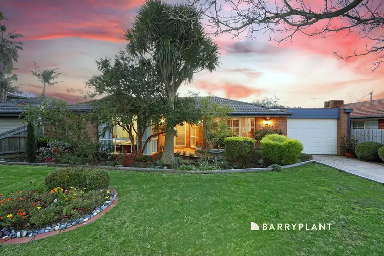 5 Diamond Close, Ferntree Gully VIC 3156
