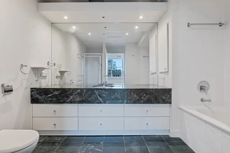 Fifth view of Homely apartment listing, 66/604 St Kilda Road, Melbourne VIC 3004