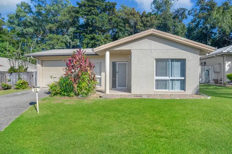 17 Dodd Court, Mooroobool QLD 4870
