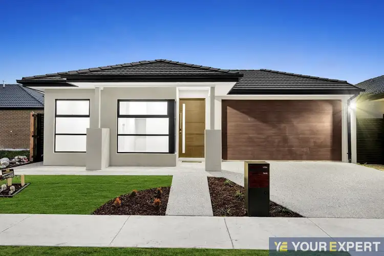 8 Piccolo Street, Clyde VIC 3978
