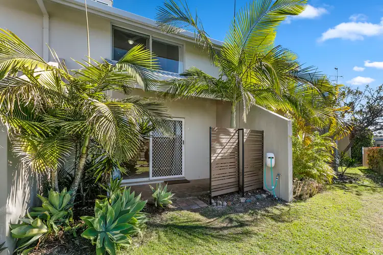 Second view of Homely unit listing, 4/17 Margit Crescent, Sunrise Beach QLD 4567