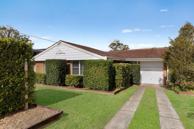 13 Sunset Street, Wyoming NSW 2250
