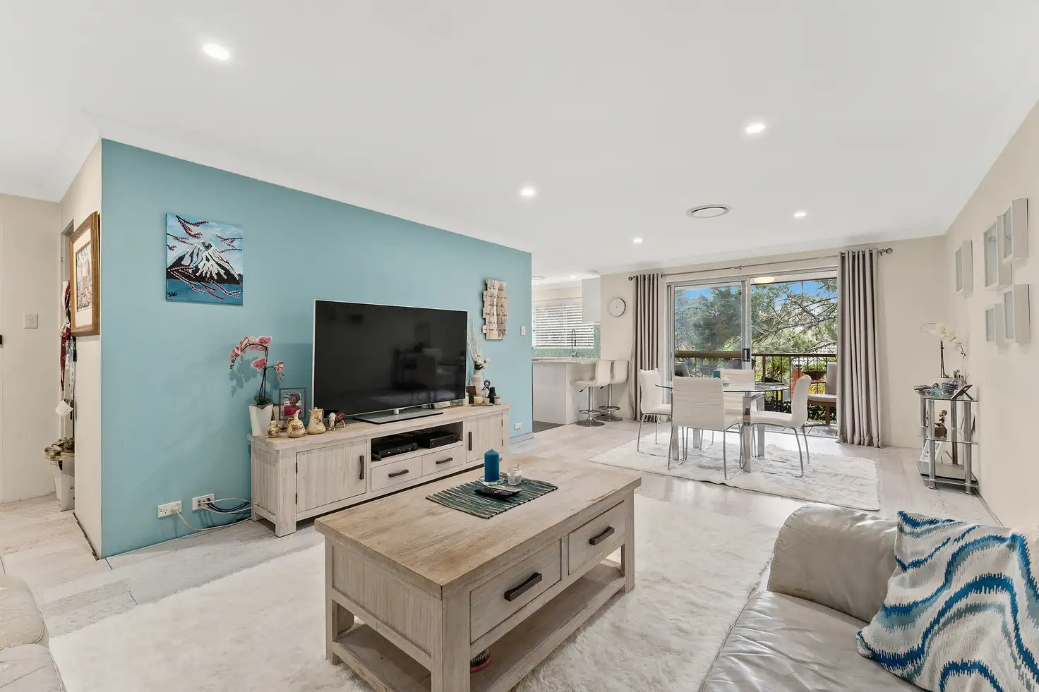 Main view of Homely unit listing, 9/15-17 Burke Road, Cronulla NSW 2230