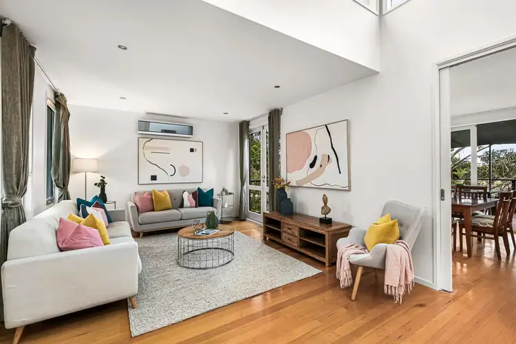 Sixth view of Homely house listing, 17 Riverside Avenue, Keilor VIC 3036
