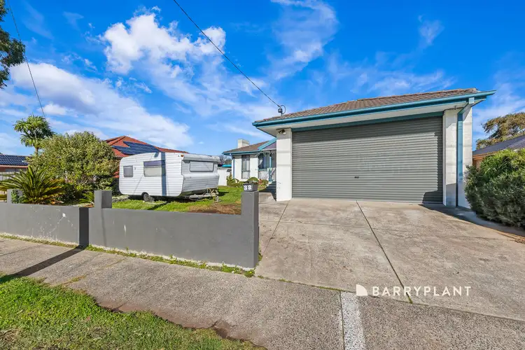 38 Ivan Crescent, Hampton Park VIC 3976