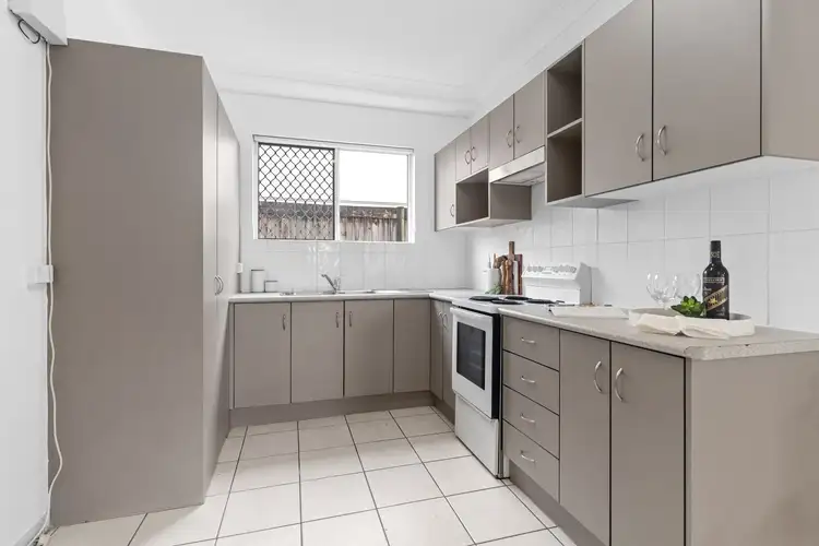 Fifth view of Homely unit listing, 3/87-91 Earl Street, Westcourt QLD 4870