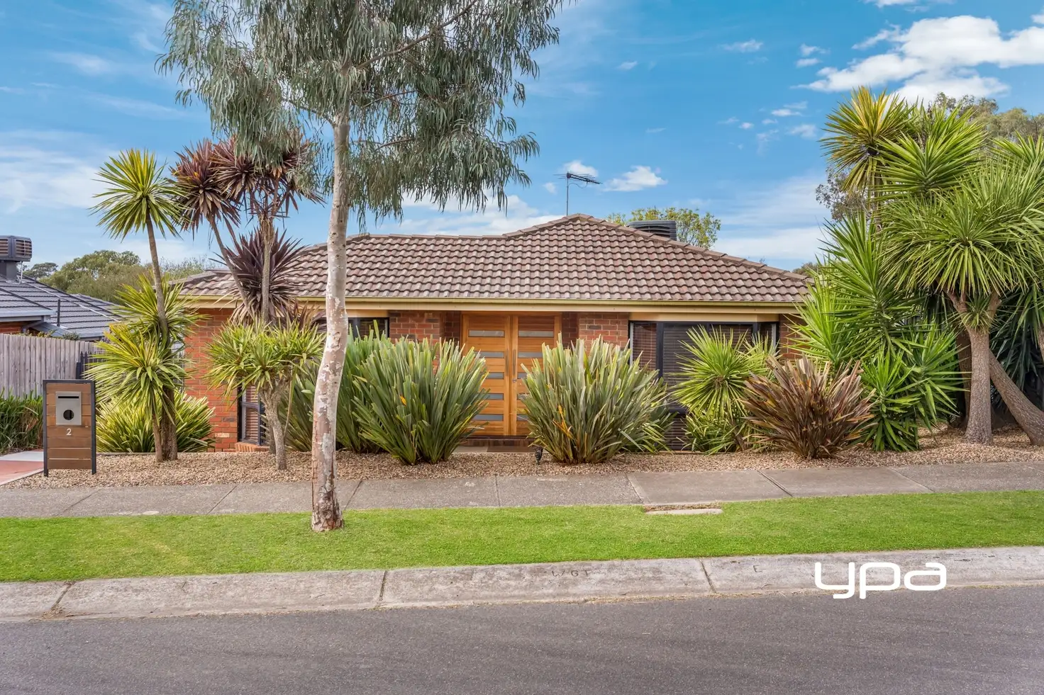 Main view of Homely house listing, 2 Brett Court, Sunbury VIC 3429