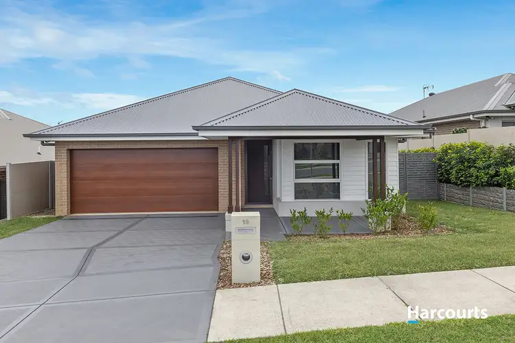 19 Lockwood Street, North Rothbury NSW 2335