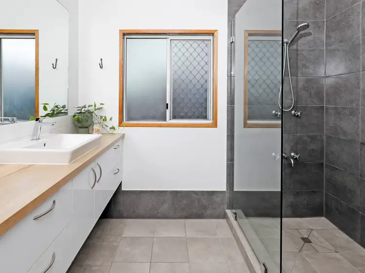 Sixth view of Homely semi-detached listing, 1/28 Valmadre Street, Caravonica QLD 4878