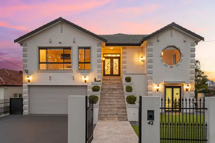 42 Constitution Road, Constitution Hill NSW 2145