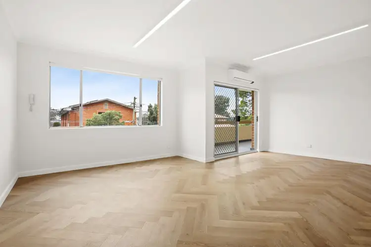 2/42 Sibbick Street, Russell Lea NSW 2046