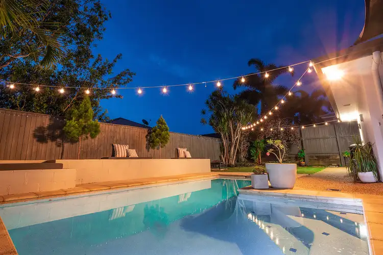 15 Catamaran Circuit, Trinity Beach QLD 4879