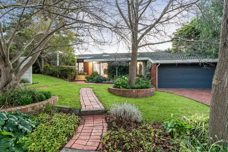 Second view of Homely house listing, 2 Carramar Court, Highton VIC 3216