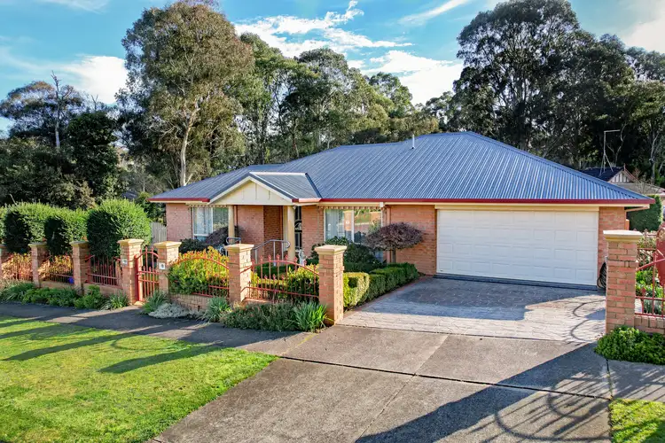 1/11 Hallyburton Grove, Warragul VIC 3820