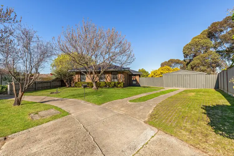 3 Annois Court, Sunbury VIC 3429