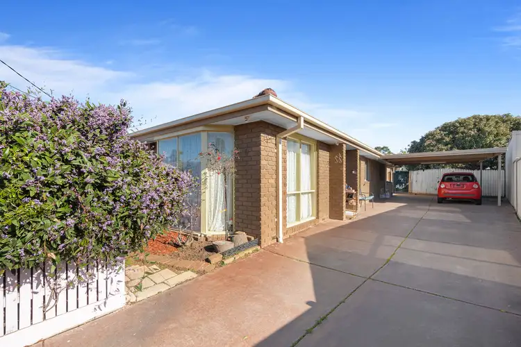 6 Dampier Court, Epping VIC 3076
