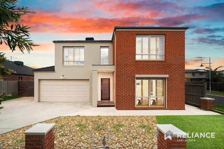 31 Whitetop Drive, Point Cook VIC 3030