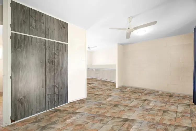 Fifth view of Homely block of units listing, 5 Emu Street, Slade Point QLD 4740