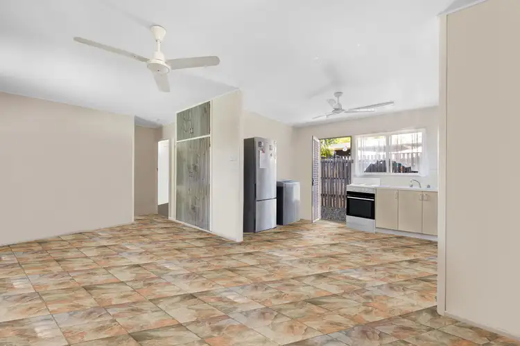 Sixth view of Homely block of units listing, 5 Emu Street, Slade Point QLD 4740