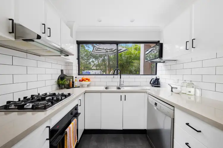Fifth view of Homely apartment listing, 3/11-17 Quirk Road, Manly Vale NSW 2093