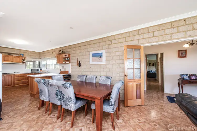 Fifth view of Homely house listing, 8 Peregrine Court, Singleton WA 6175