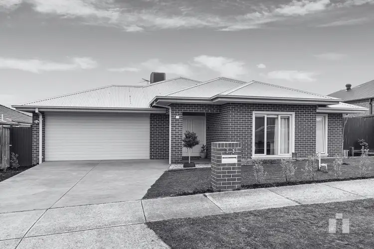 33 Bernard Street, Doreen VIC 3754