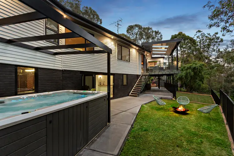 60 Croft Road, Eleebana NSW 2282