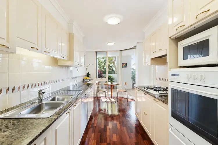 Fifth view of Homely apartment listing, 3A/2 Brady Street, Mosman NSW 2088