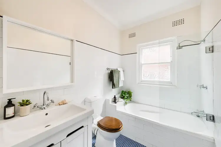 Fifth view of Homely apartment listing, 4/90 Bradleys Head Road, Mosman NSW 2088
